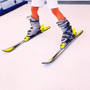 2 CLASES NIVEL INTERMEDIO (1 NIÑO) - SKI O SNOWBOARD